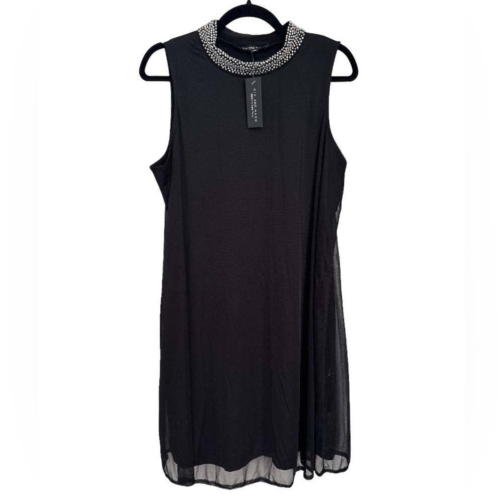 Elegant Black Sleeveless Dress with Beaded Collar
